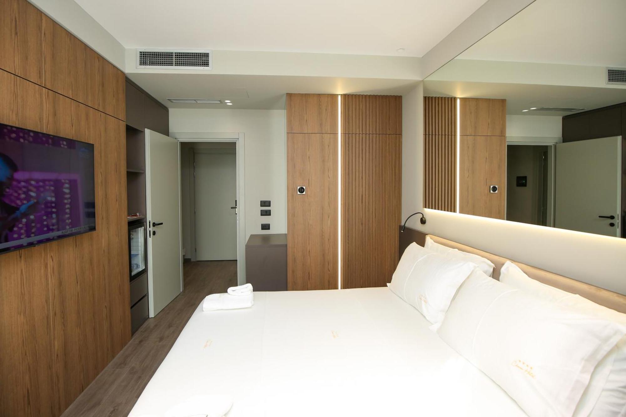 Hotell Charm 4*