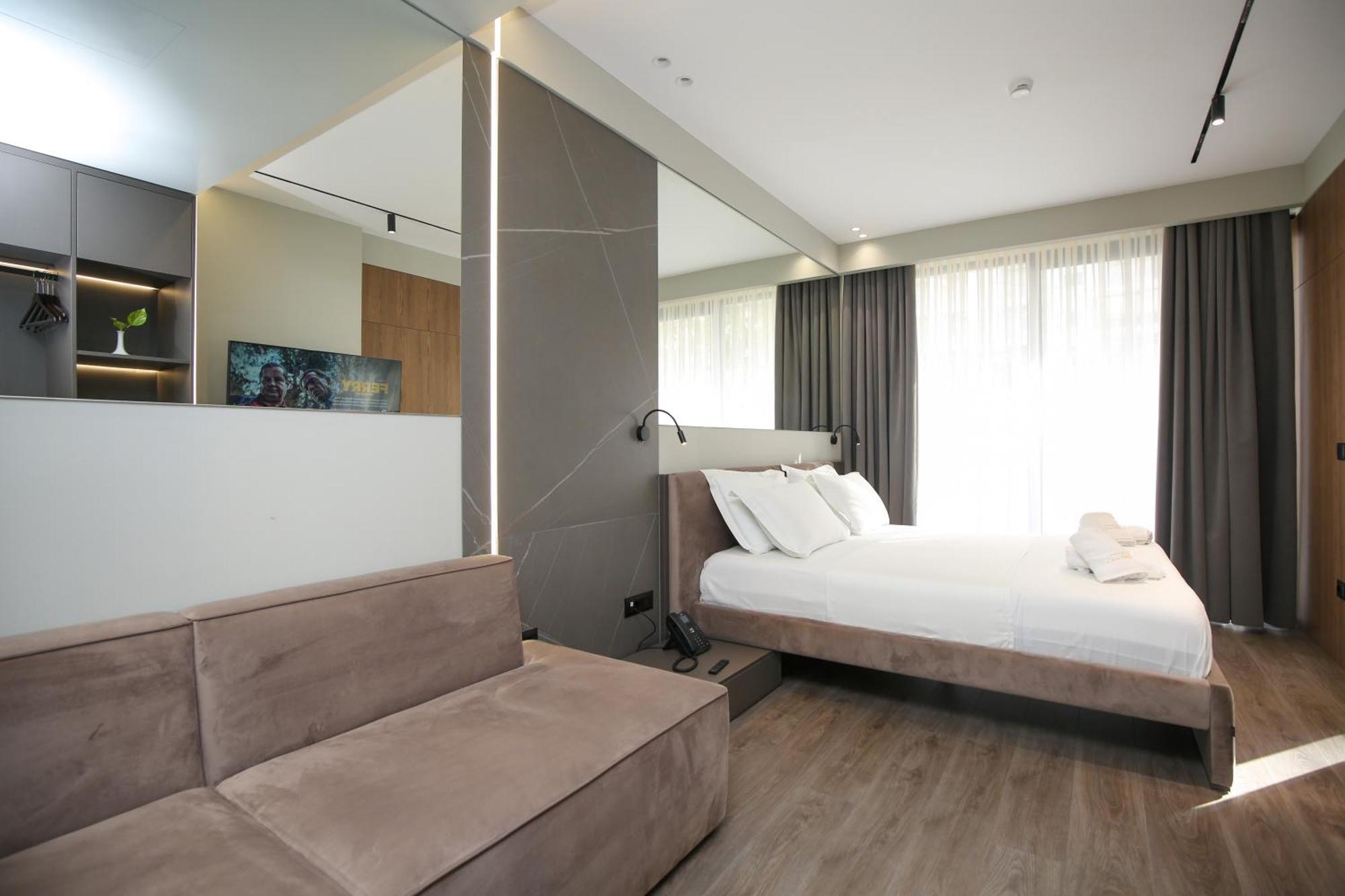 Hotel Charm 4*
