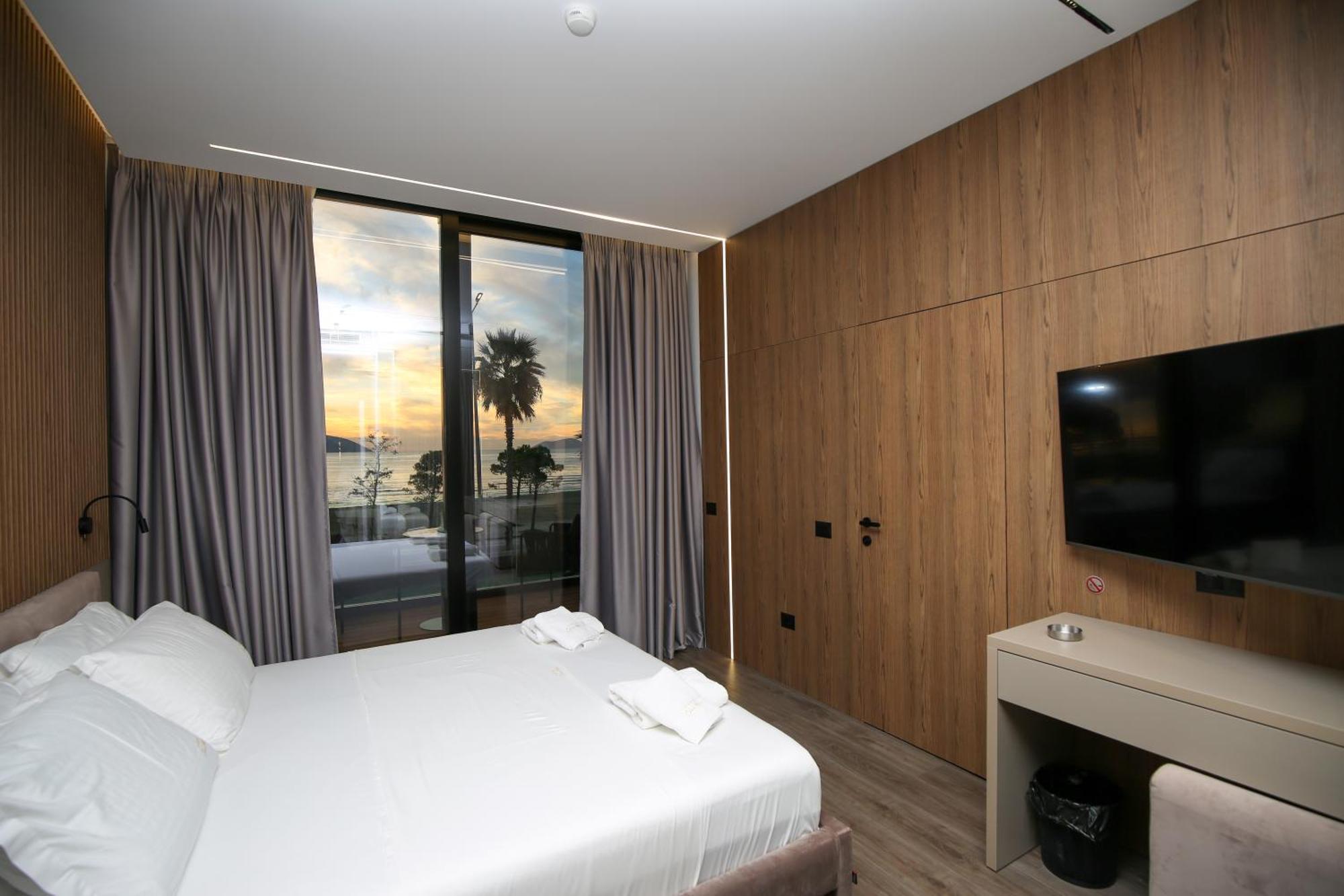 Hotel Charm 4*