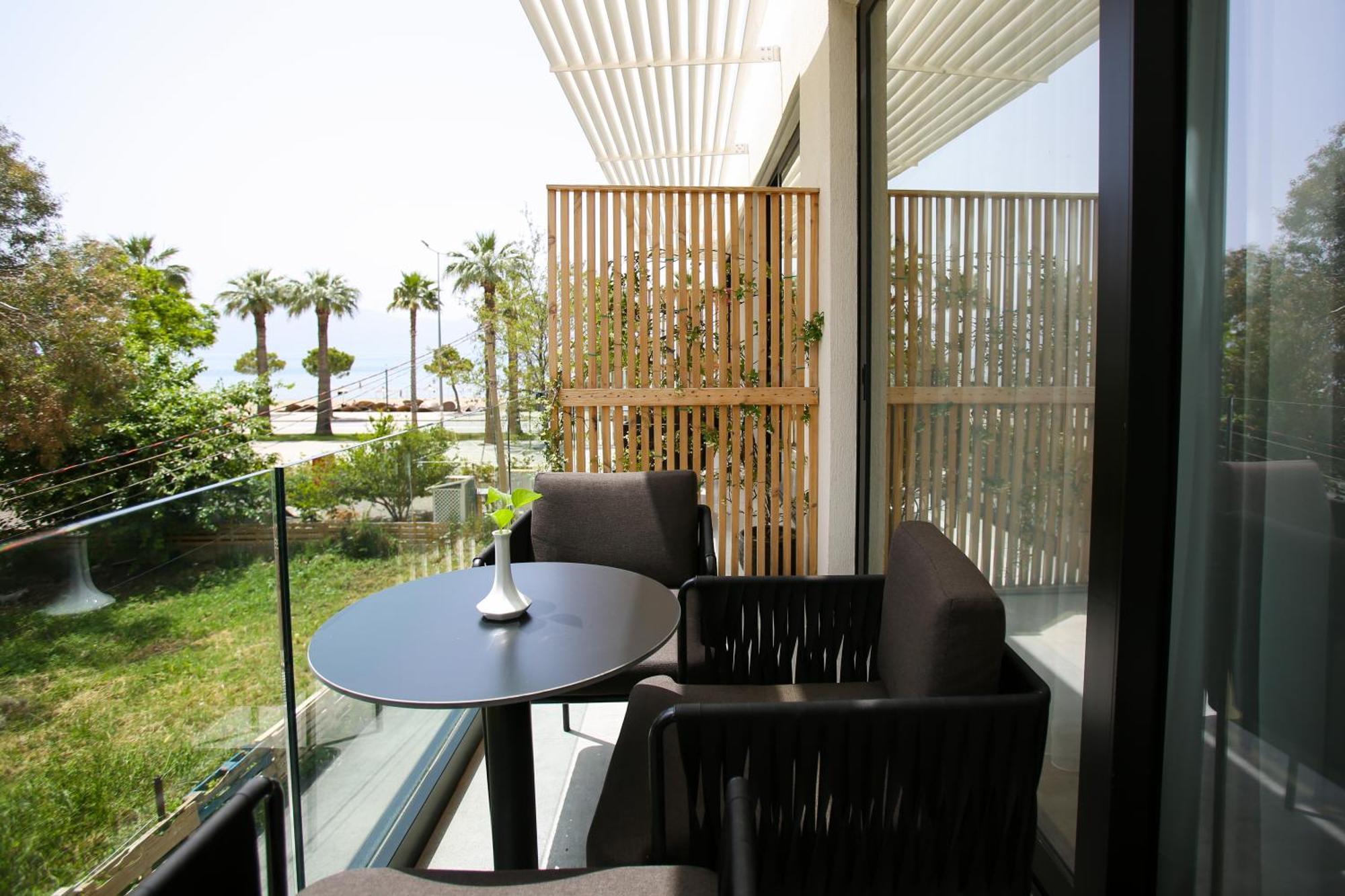 Charm 4* Vlorë